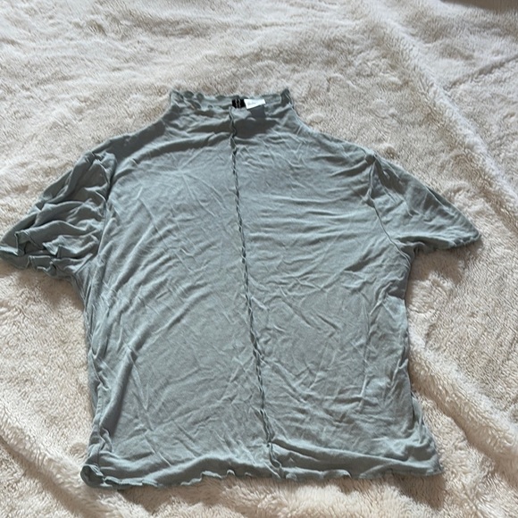 Divided Green Lettuce Hem Top – Size S | Soft Girl Aesthetic | Y2K Vibes | - Picture 1 of 6